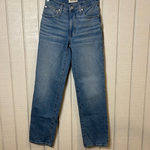 Madewell The Mid-Rise Perfect Vintage Straight Jeans, size 24. - Picture 3 of 10